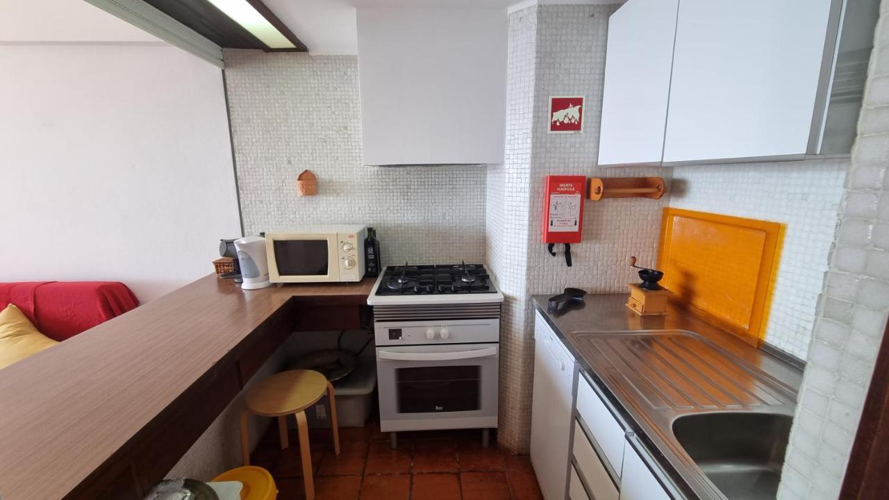 Sesimbra Sun&Sea - Beachfront Apartment! Экстерьер фото